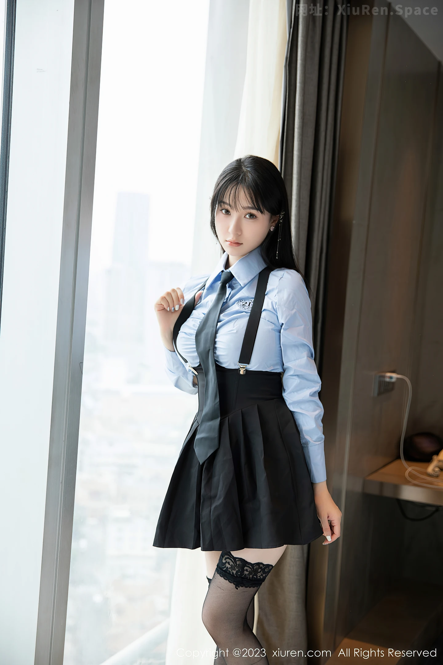 图片[5]-[XiuRen秀人网]VOL.7140 模特柚琪Rich性感学妹装扮半脱露黑色内衣秀丰腴美臀诱惑写真76P-秀人网官方网站